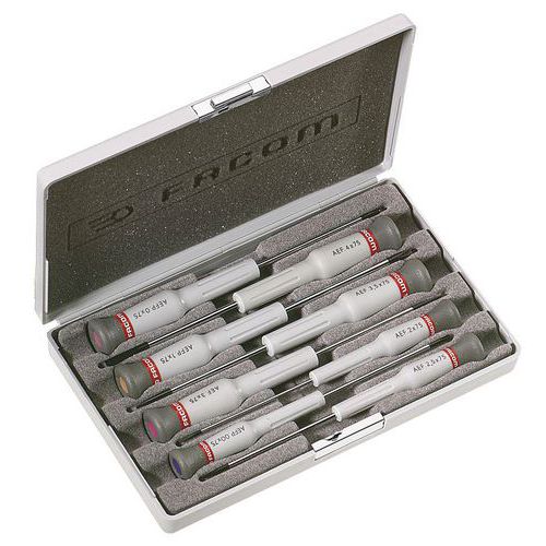 Sada 8 šroubováků Micro-Tech® s drážkou – Phillips® Zahrnuje: <br /> 5 šroubováků s drážkou: AEF.2x75 – AEF.2.5x75 – AEF.3x75 – AEF.3.5x75 – AEF.4x75.<br /> 3 šroubováky Phillips®: AEFP.00x75 – AEFP.0x75 – AEFP.1x75.<br /> Rozměry krabice: d. 205 x š. 130 x v. 31 mm.<br />Hmotnost: 384 g.