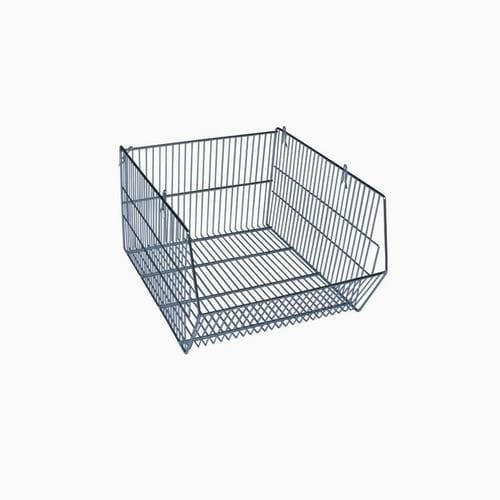 Drátěný box 33 x 48 x 50 cm Stohovatelný drátěný koš vhodný pro skladovací účely. Polootevřená přední strana umožňuje snadný přístup i ke stohovaným košům a rychlé plnění či odebírání obsahu. Stohovatelnost bez potřeby spojovacího materiálu. Možnost dokoupení dělící mřížky a držáku na etiketu.<br />materiál: svařovaný pozinkovaný drát<br />rozměry v x š x h: 33 x 48 x 50 cm<br />nosnost: 20 kg<br />barva: stříbrná<br />možnost dokoupení dělící mřížky a držáku na etiketu