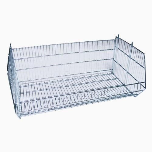 Drátěný box 40 x 96 x 50 cm Stohovatelný drátěný koš vhodný pro skladovací účely. Polootevřená přední strana umožňuje snadný přístup i ke stohovaným košům a rychlé plnění či odebírání obsahu. Stohovatelnost bez potřeby spojovacího materiálu. Možnost dokoupení dělící mřížky a držáku na etiketu.<br />materiál: svařovaný pozinkovaný drát<br />rozměry v x š x h: 40 x 96 x 50 cm<br />nosnost: 70 kg<br />barva: stříbrná<br />možnost dokoupení dělící mřížky a držáku na etiketu