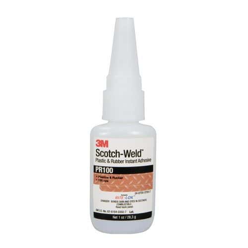Kyanoakrylátové lepidlo univerzální Rekordní vteřinové lepidlo 3M™ Scotch-Weld™ PR100<br />Nový světový rekord zapsaný v Guinessově knize rekordů byl dosažen