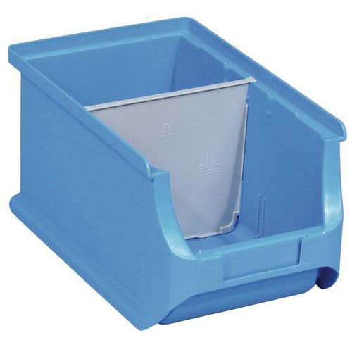 Dělicí přepážky příčné k boxům PP