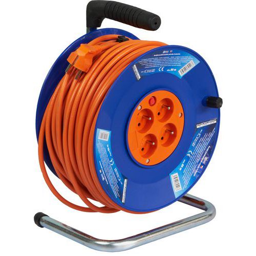 Plastový prodlužovací kabel na bubnu se čtyřmi zásuvky