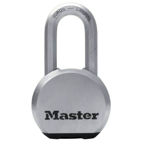 Pochromovaný visací zámek Master Lock Excell 54mm Visací zámek s tělem z pochromovaného zinkového odlitku vysoce odolným proti korozi.<br />Třmen z bor-karbidu s osmiúhelníkovým profilem pro maximální ochranu proti přeřezání.<br />Vložka s 5 stavítky.<br />Klíčová dírka krytá proti vniknutí prachu a vody.<br />Dvojitá západka odolná proti vypáčení.<br />Bezpečnostní třída Master Lock™ 9.